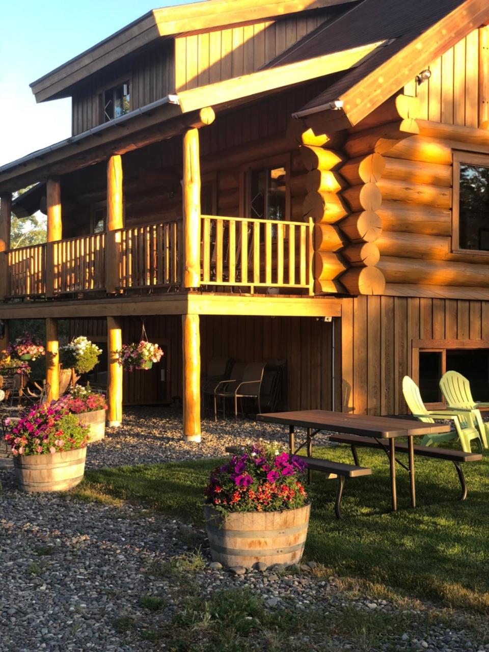 Sawing Logzz Cabin Copper Center ภายนอก รูปภาพ